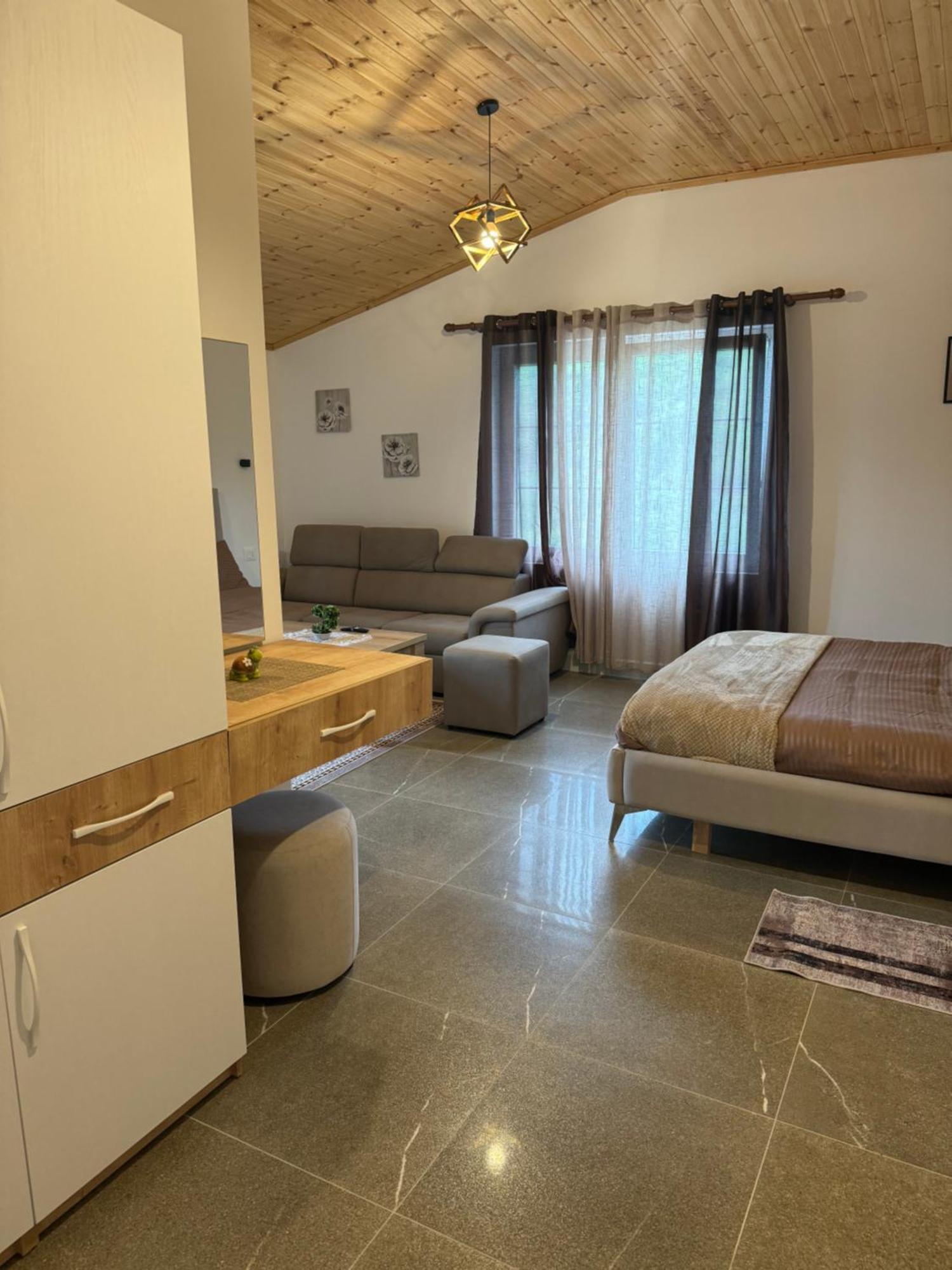 Qyteza Guest House & Camping Shkodër Dış mekan fotoğraf